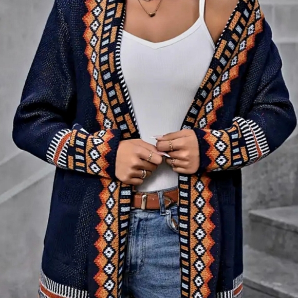 Vibrantly colored gio pattern tassel hem cardigan - Picture 2 of 7